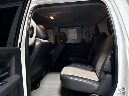 Used 2012 RAM 3500 ST w/ Chrome Appearance Group image 21