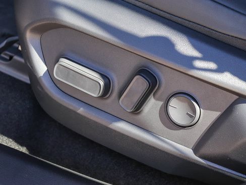 New 2026 Lexus ES 500e AWD/4WD image 23