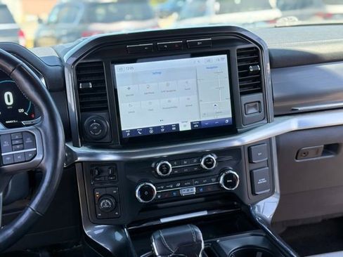 Used 2022 Ford F150 Lariat w/ Equipment Group 502A High AWD/4WD image 23