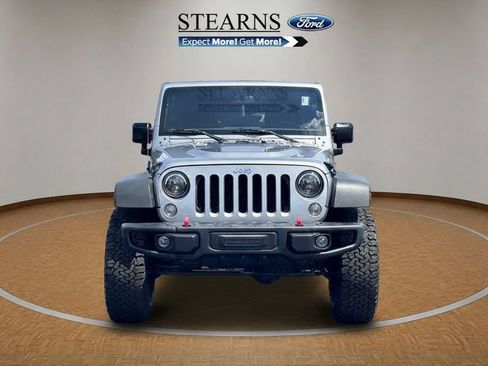 Used 2016 Jeep Wrangler Unlimited Rubicon AWD/4WD image 5
