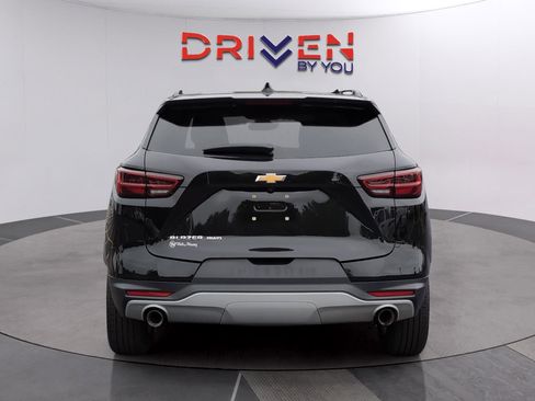 Used 2023 Chevrolet Blazer LT AWD/4WD image 4