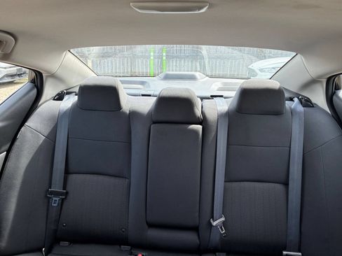 Used 2025 Nissan Altima 2.5 SV FWD image 34