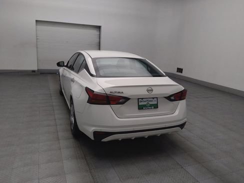 Used 2023 Nissan Altima 2.5 S FWD image 6