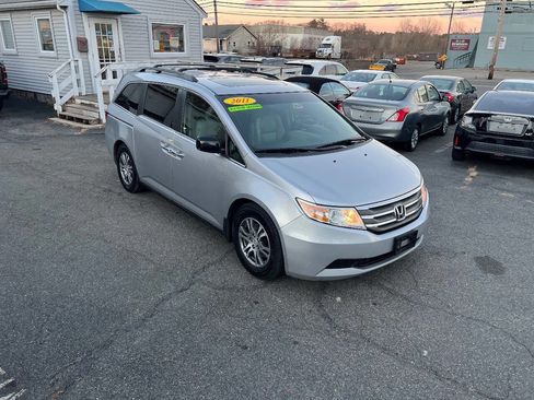 Used 2011 Honda Odyssey EX-L image 3