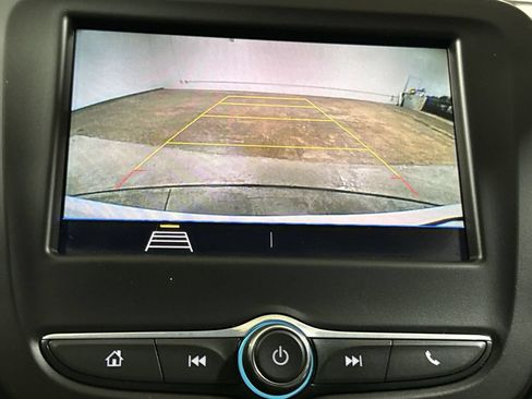 Used 2021 Chevrolet Equinox LS w/ LS Convenience Package FWD image 15