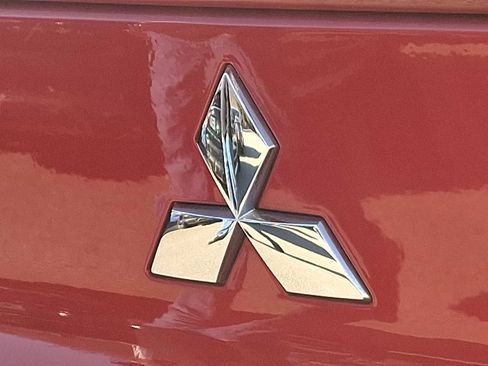 Used 2022 Mitsubishi Eclipse Cross LE image 27