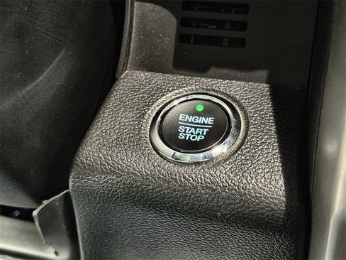 Used 2019 Ford F150 Lariat image 23