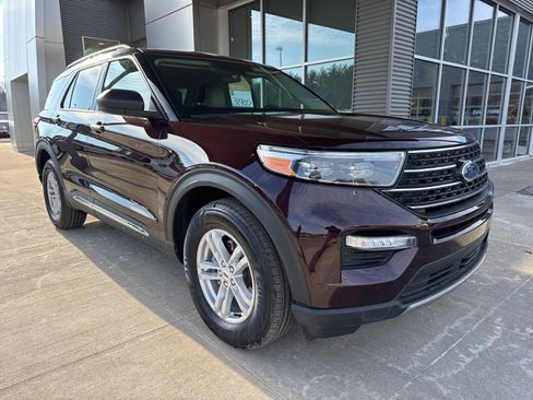 Certified 2023 Ford Explorer XLT w/ Equipment Group 202A image 10