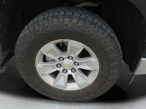 Used 2022 Chevrolet Silverado 1500 LT AWD/4WD image 21