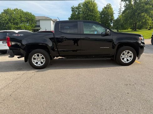 Used 2022 Chevrolet Colorado LT w/ LT Convenience Package AWD/4WD image 4