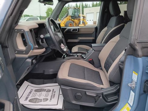 Used 2023 Ford Bronco Wildtrak AWD/4WD image 17
