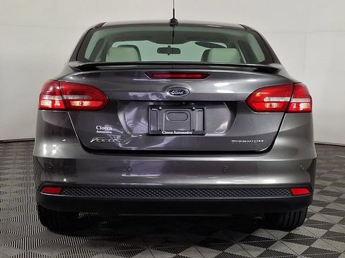 Used 2015 Ford Focus Titanium FWD image 8