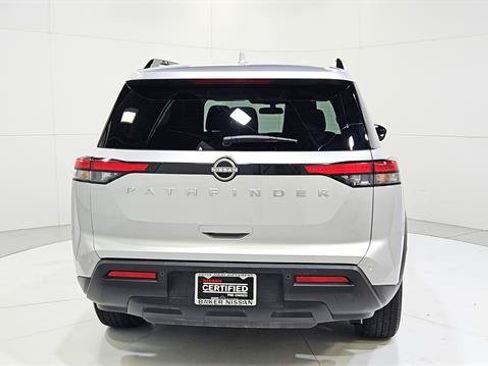 Certified 2025 Nissan Pathfinder SV FWD image 7