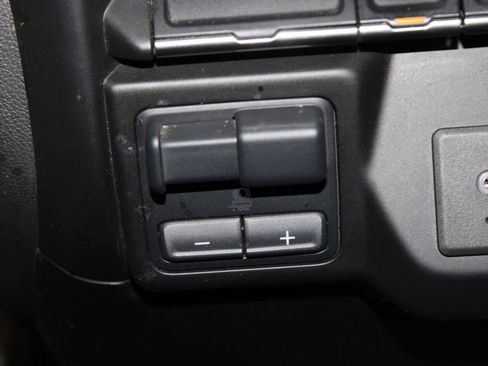 Used 2020 Chevrolet Silverado 1500 LT Trail Boss w/ Convenience Package AWD/4WD image 39