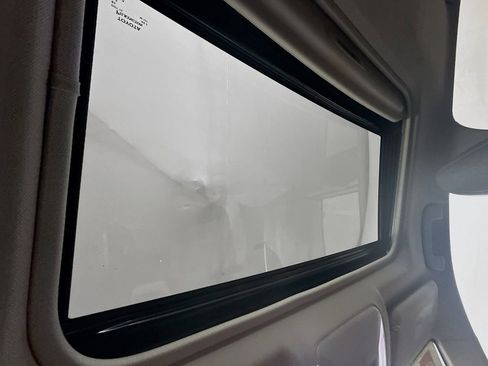 Used 2022 Toyota RAV4 Limited image 22