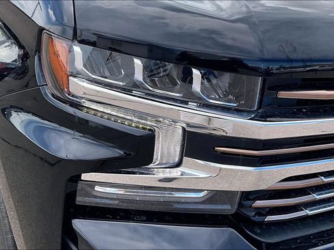 Used 2022 Chevrolet Silverado 1500 High Country AWD/4WD image 33