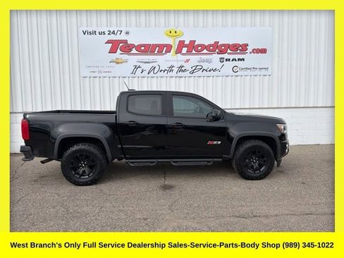 Used 2018 Chevrolet Colorado Z71 w/ Z71 Midnight Edition image 1