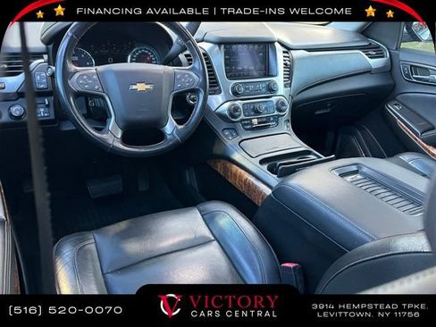 Used 2020 Chevrolet Suburban Premier w/ Premier 6.2L Value Package image 27