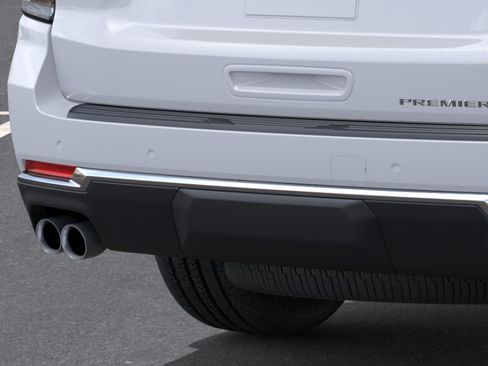 New 2026 Chevrolet Suburban Premier AWD/4WD image 38