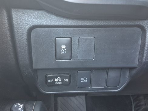 Certified 2023 Toyota Tacoma SR RWD image 33