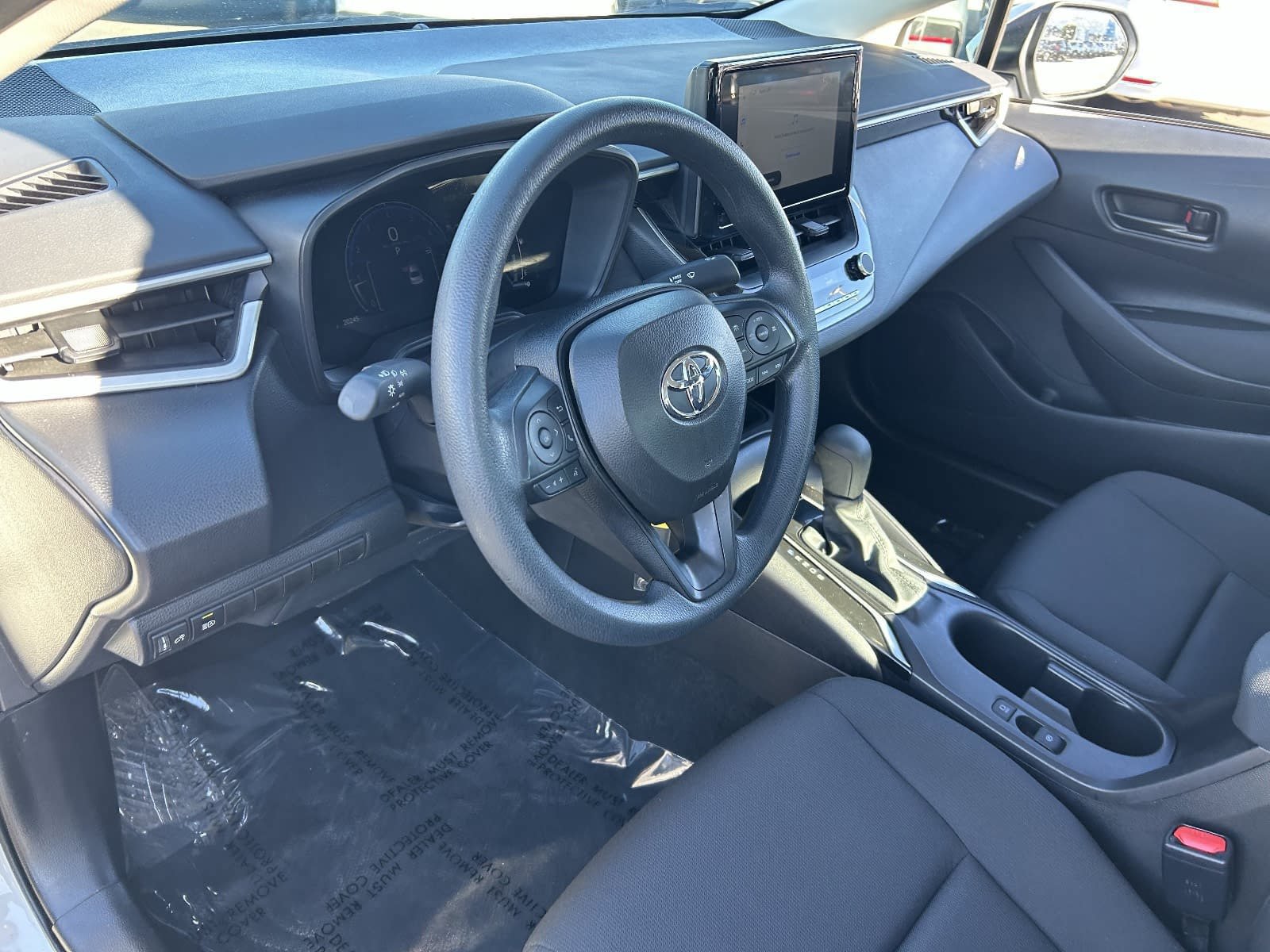 Used 2026 Toyota Corolla LE FWD image 21