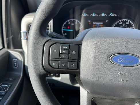 New 2026 Ford F550 4x4 Crew Cab w/ XLT Value Package image 52