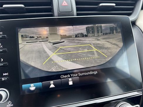 Used 2019 Honda Insight Touring image 17