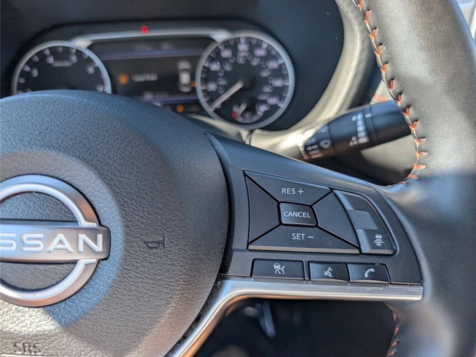 Used 2025 Nissan Sentra SR FWD image 22