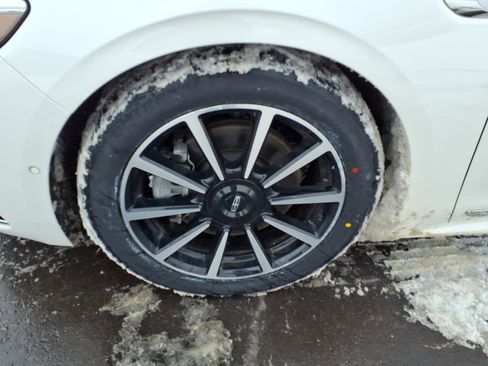 Used 2018 Lincoln Continental Reserve w/ Technology Package image 21