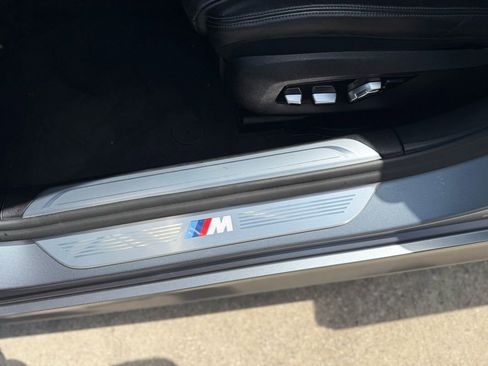 Used 2022 BMW 750i xDrive w/ M Sport Package image 15