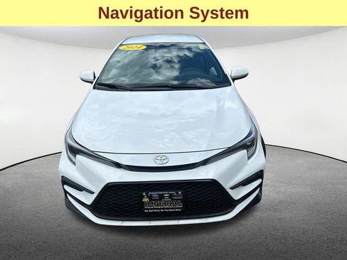 Certified 2024 Toyota Corolla SE FWD image 4