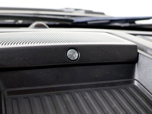 Used 2019 Ford F150 Raptor w/ Equipment Group 802A Luxury image 33