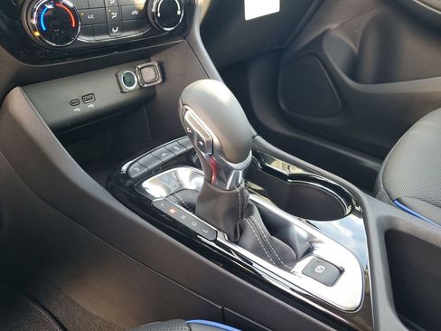 New 2026 Buick Encore GX Sport Touring image 19