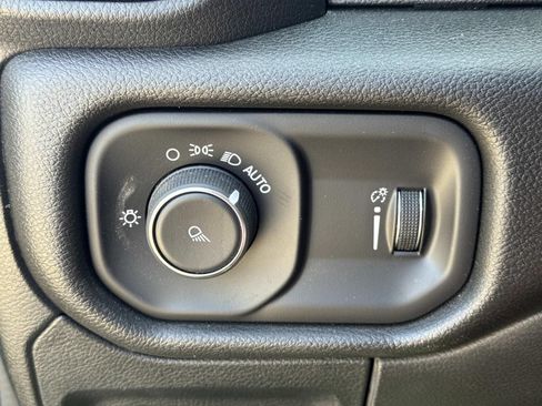 Used 2024 RAM 1500 Tradesman AWD/4WD image 20