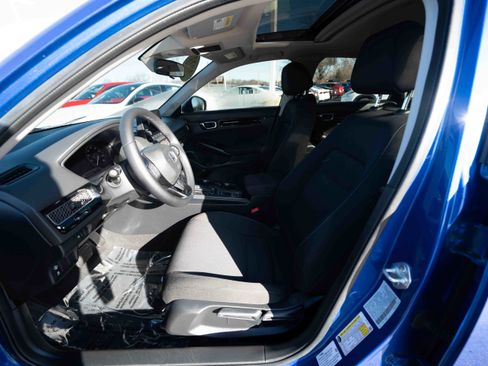 Certified 2023 Honda Civic EX image 9