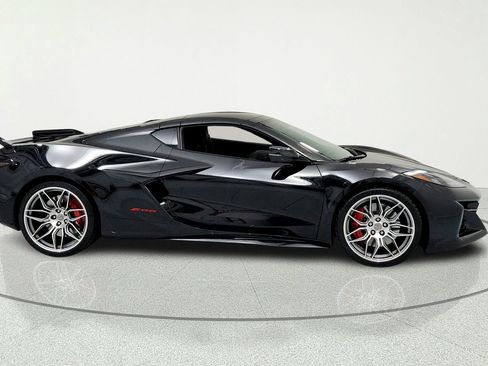 Used 2024 Chevrolet Corvette Z06 w/ Battery Protection Package RWD image 6