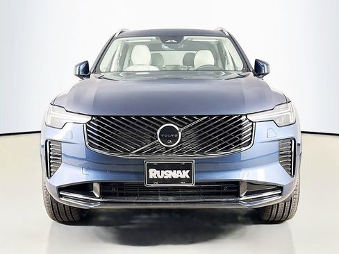 New 2026 Volvo XC90 T8 Ultra w/ Protection Package Premier AWD/4WD image 2