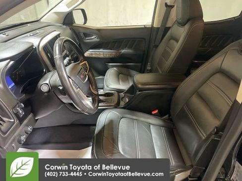 Used 2022 GMC Canyon Denali w/ Denali Black Edition Package image 12