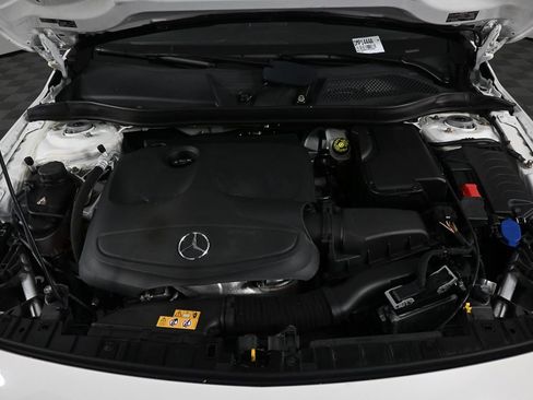 Used 2020 Mercedes-Benz GLA 250 4MATIC image 31