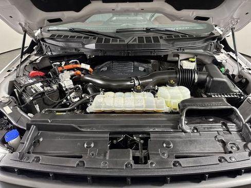 Used 2021 Ford F150 Lariat w/ Equipment Group 502A High image 27