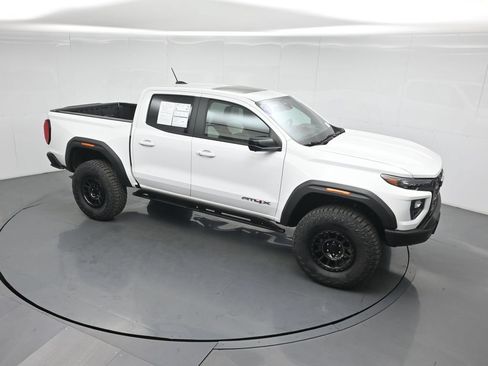 Used 2024 GMC Canyon AT4X w/ AT4X AEV Edition AWD/4WD image 39