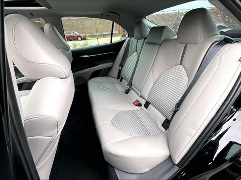 Used 2024 Toyota Camry SE FWD image 25