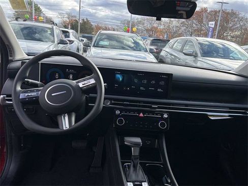 New 2026 Hyundai Tucson SEL image 6