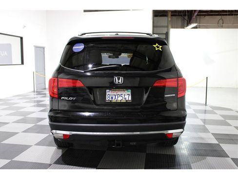 Used 2016 Honda Pilot Touring image 5