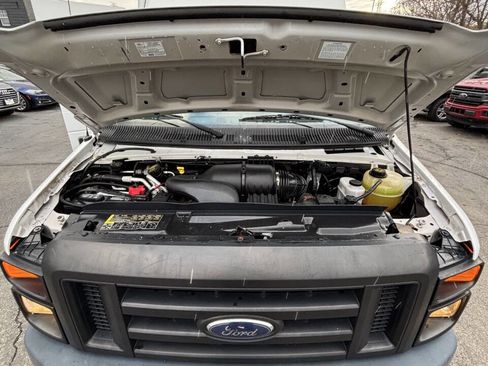 Used 2011 Ford E-250 and Econoline 250 Extended w/ PWR Group image 23