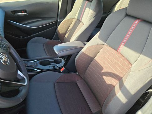 Used 2025 Toyota Corolla SE image 19