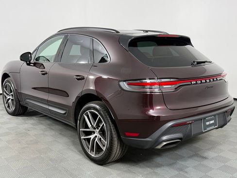 Certified 2026 Porsche Macan Base image 3