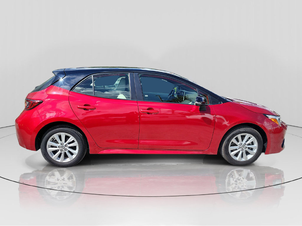Used 2024 Toyota Corolla SE w/ SE Package FWD image 8
