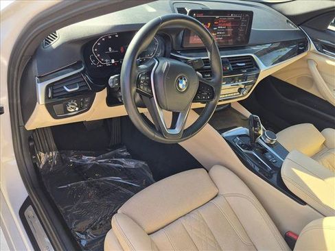Used 2023 BMW 530i w/ Convenience Package RWD image 10