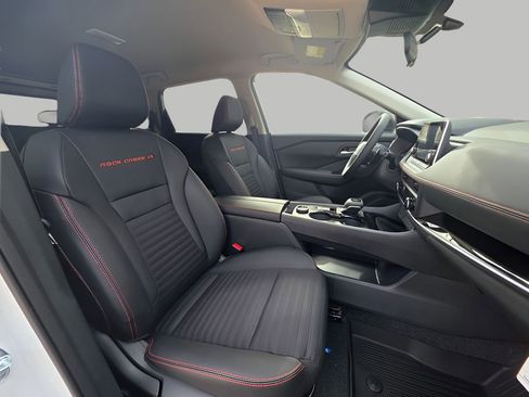 New 2026 Nissan Rogue SV AWD/4WD image 10
